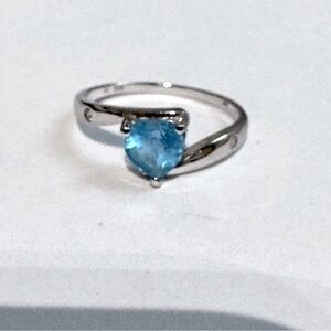 💎 Vintage Stunning Heart 14k White Gold Blue Topaz and Diamond Ring